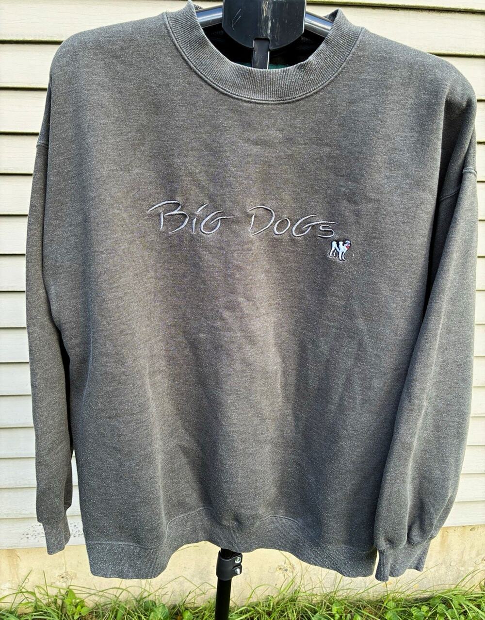 Big Dogs Men's XL Gray Fleece Crewneck Pullover Sweatshirt Embroidered Logo
